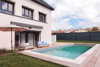 Image de Gîtes le Clos des Lanternes - 14/16 personnes - piscine privée