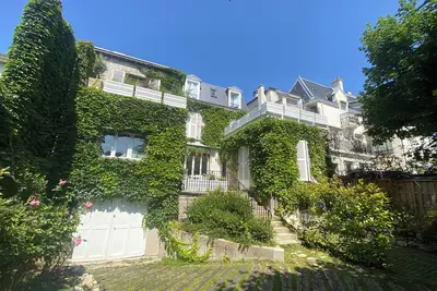 Image de Grande maison de charme à Enghien-les-Bains