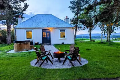 Image de Beautiful cabin nestled in a private Estate in the Scottish Highlands,