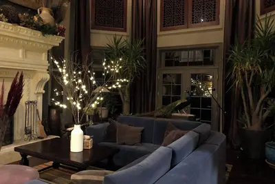 Image de Luxury on 100+ acres, hot tub, privacy, high style in the Baraboo Bluffs