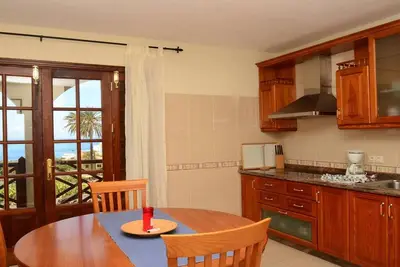 Image de Apt. Heliconia Nº 5