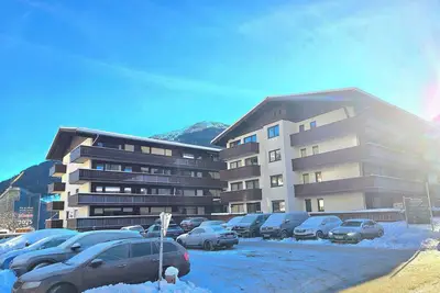 Image de Cozy apartment for four on the Zwölferkogel - Haus Thalgau E14