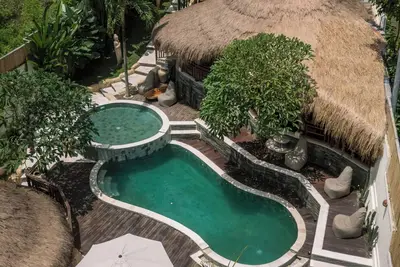 Image de 7br Villa - Pererenan - w/pool, gym, yoga Shala, sauna, ice bath, cinema & more.