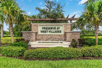 Image de Your Dream Oasis in the Preserve at West Villages