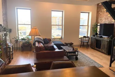 Image de New penthouse 3-bedroom apartment with private roof terrace and city views