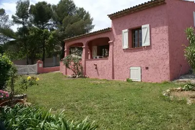 Image de Villa provençale 80m² superbe vue sur mer, à 100m de la plage!