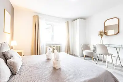 Image de Spacious apartment with garden