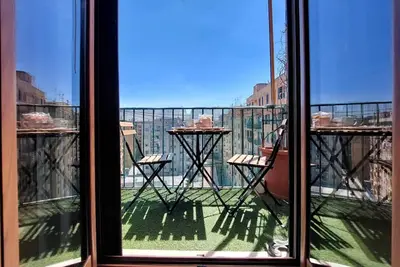 Image de Trastevere Station 3br Flat by Flatinrome