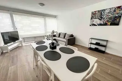 Image de Tirou 5 centre - gare - aéroport