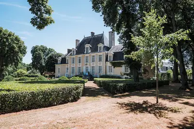 Image de Domaine du château de la Brosse-Gites36
