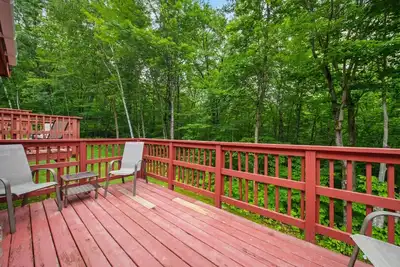 Image de Disconnect Here | Rustic 3br Off-Grid Hideaway