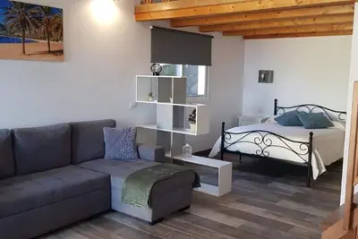 Image de Studio 'De Tato' avec vue sur la montagne, terrasse privée et Wi-Fi