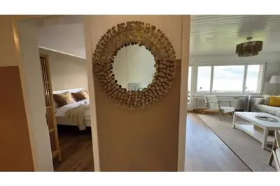 Image de Light-filled 1- bd loft with city & mountain views