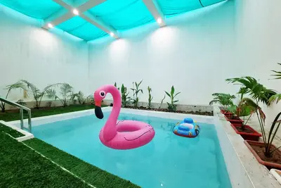 Image de Luxury 3Bhk Villa Nyra with Pool and Rooftop Patio at Serene Locality