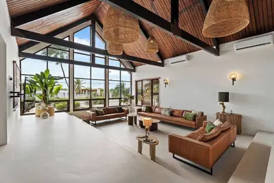 Image de Spacious 6-bedroom Villa with Pool. Sleeps 15