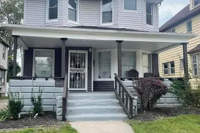 Image de Spacious 5-bdrm house close to Univ Circle, Cwru, Va, Uh, Cleve Clinic & Museums