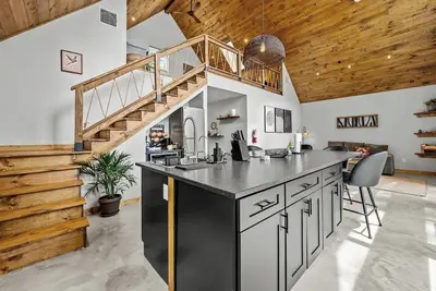 Image de #3 Blue Jay at Lost Forest Cabins