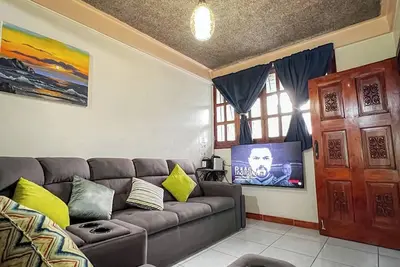 Image de Recently renovated 4 bedroom house San Salvador