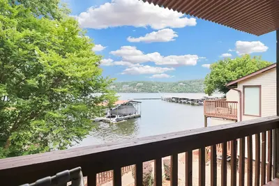 Private Deck ⎮ Direct Lake Views