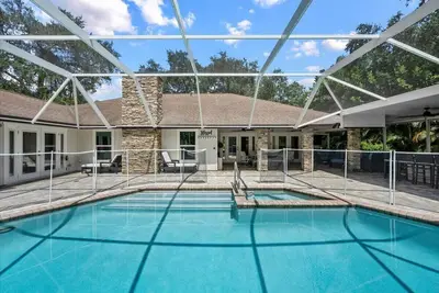 Image de Jupiter Gem- Pool and Outdoor Oasis w/Kitchen