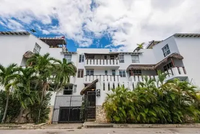 Image de Lovely Oasis 2br with 6 bed.