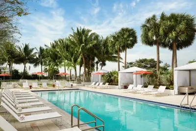 Image de Walk to Surfside Beach from This Well-Appointed Suite w/ Kitchenette