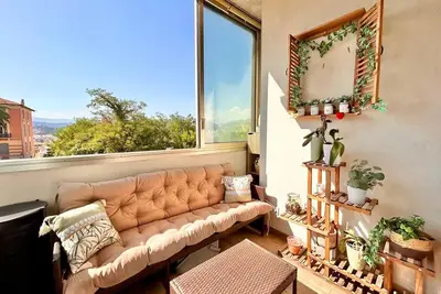 Image de Near Port & City - Private Parking & Breakfast