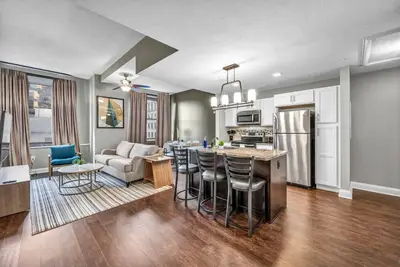 Image de Downtown Luxury Stay | Historic Ambiance!