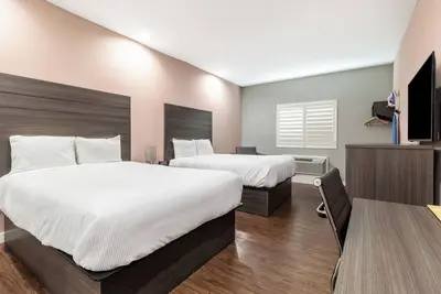 Image de 2 Queen Bed Room, Scottish Inns, Free Parking, Close to Houston Memorial Park