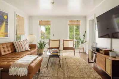 Image de Casa Tivoli - Upstate Getaway in Charming Village