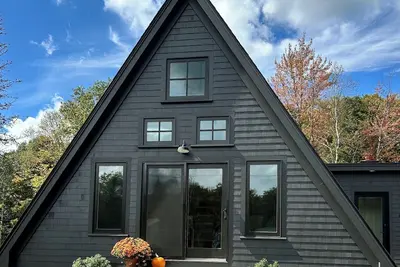 Image de Modern guesthouse in Mad River Valley\nFernstone