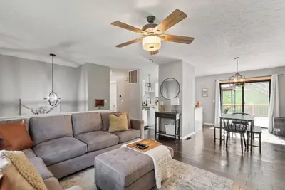 Image de Happy Haven / 3 Bd 1. 5 Bath