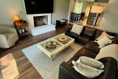 Image de Lovely 3-bedroom house with Ac in Athens