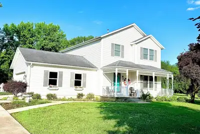 Image de The Empty Nest-Cassopolis 3-bedroom home by Diamond Lake & 30min from Notre Dame