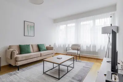 Image de Blueground | Am Ring, balcony, nr Kunstmuseum