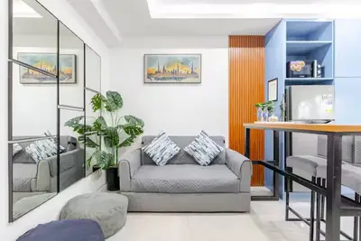 Image de Cozy 1-Bedroom Condo in Quezon City - Free Pool Access