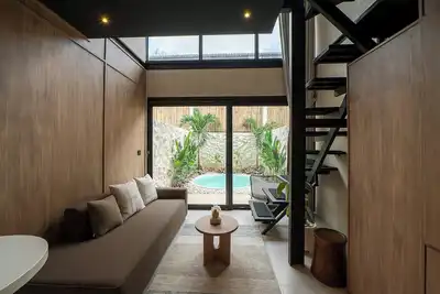 Image de Step into your own private sanctuary — a loft-style villa in peaceful Canggu