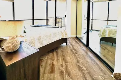 Image de Long term Friendly Downtown Honolulu Oasis