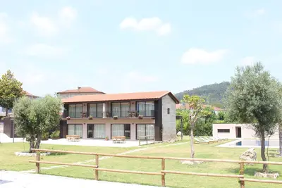 Image de Charming 2-bedroom house in Felgueiras. Swimming pool and farm animals