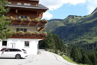 Image de Four-bed room, shower, Wc - Hotel Sonnalpen