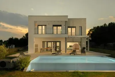 Image de Villa Monte D'Or for 8 people with private pool and sea view