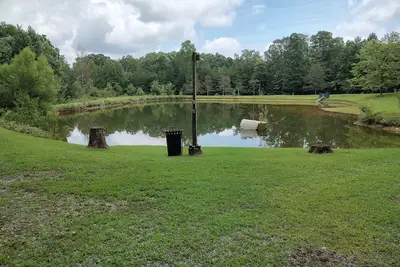 Image de Perfect campground area outside of Dunlap for outdoor fun with bath facilities.