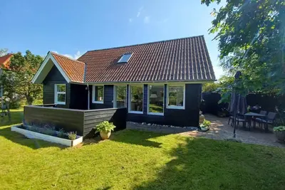 Image de Charming summer house at Vejlby Fed