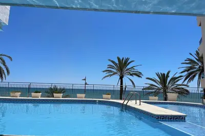 Image de Calafell beachfront apartment with swimming pool
