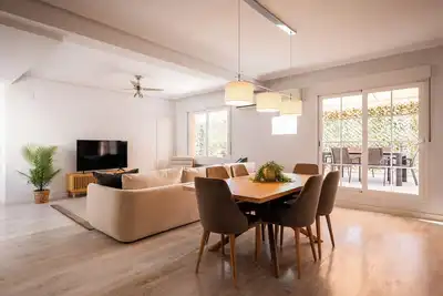 Image de Bright 2bd/2ba Apt w/ Private Terrace - Spacious