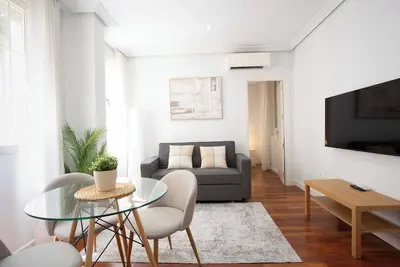 Image de Cozy 1bd Apartment in Alonso Martínez