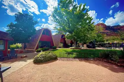 Image de Chalet near Trails and Sedona's iconic Red Rocks