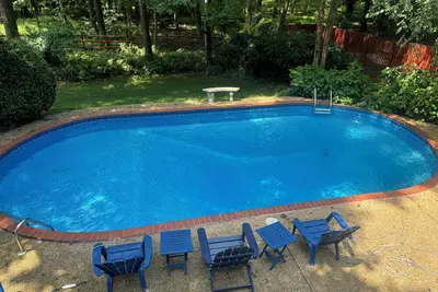 Image de Spacious 7-bedroom house in marvelous McLean for long term rental