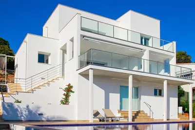 Image de Villa Marisa - Cinq Chambres Villa, Couchages 10