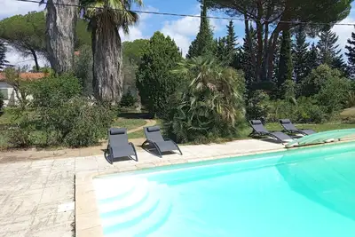 Image de Grande villa piscine 11x5m dans parc de 7700 M2. Veranda et multiples terrasses.